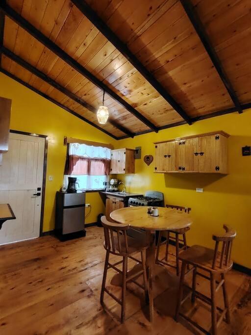Estancia Las Golondrinas Tecpan Guatemala Ngoại thất bức ảnh